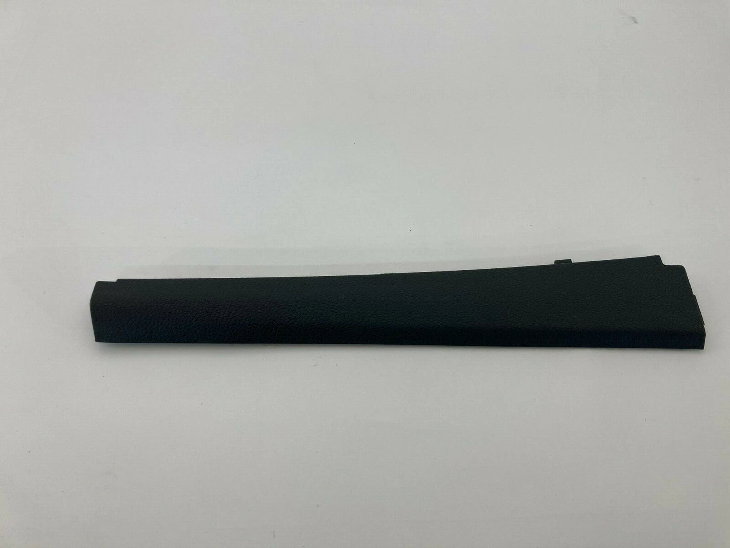 05-10 VOLKSWAGEN JETTA 06-09 RABBIT FRONT LEFT SIDE LOWER A PILLAR TRIM LINING