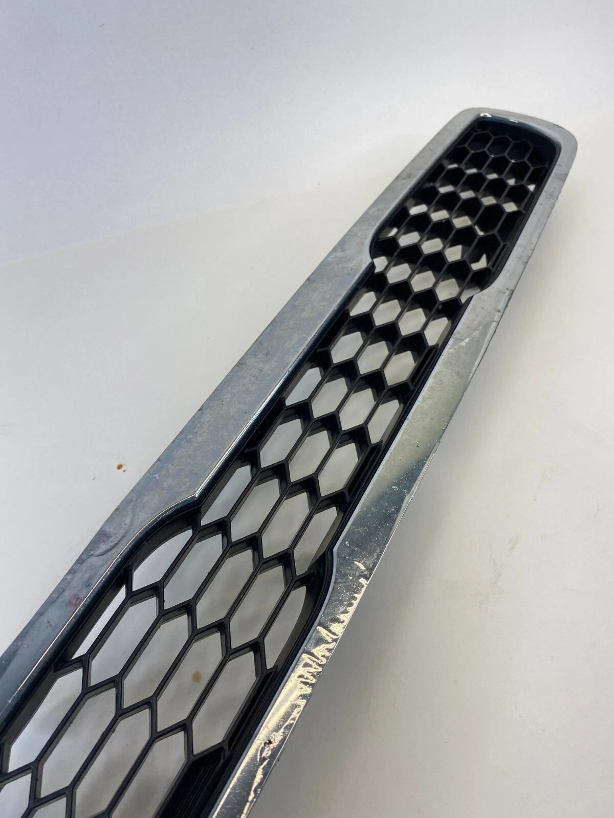 2010 2011 KIA SOUL FRONT UPPER BUMPER GRILL GRILLE COVER 86351-2K050 OEM