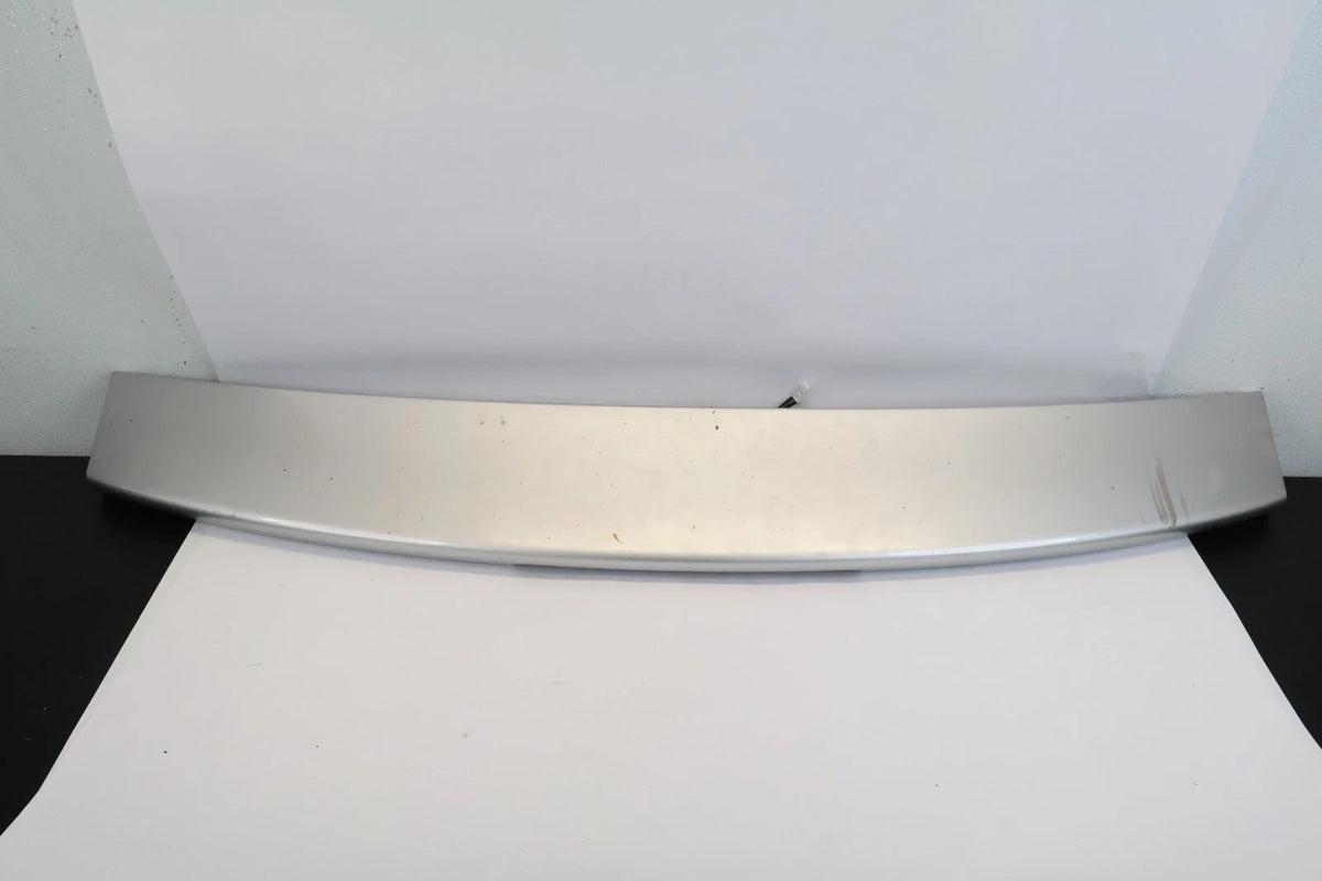 2004-2009 TOYOTA PRIUS TRUNK HATCH TAILGATE SPOILER W/ THIRD BRAKE LIGHT OEM