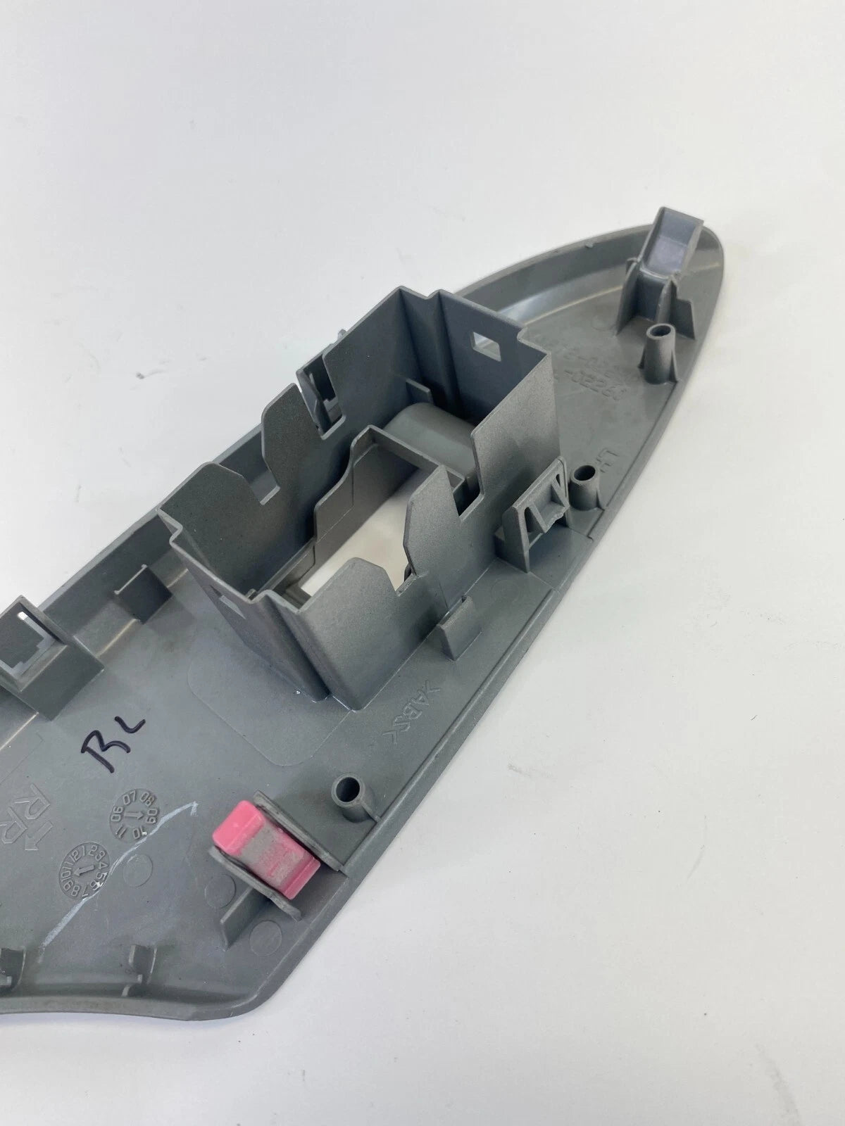 2009-2013 TOYOTA COROLLA REAR LEFT SIDE DOOR WINDOW SWITCH BEZEL 74272-02250