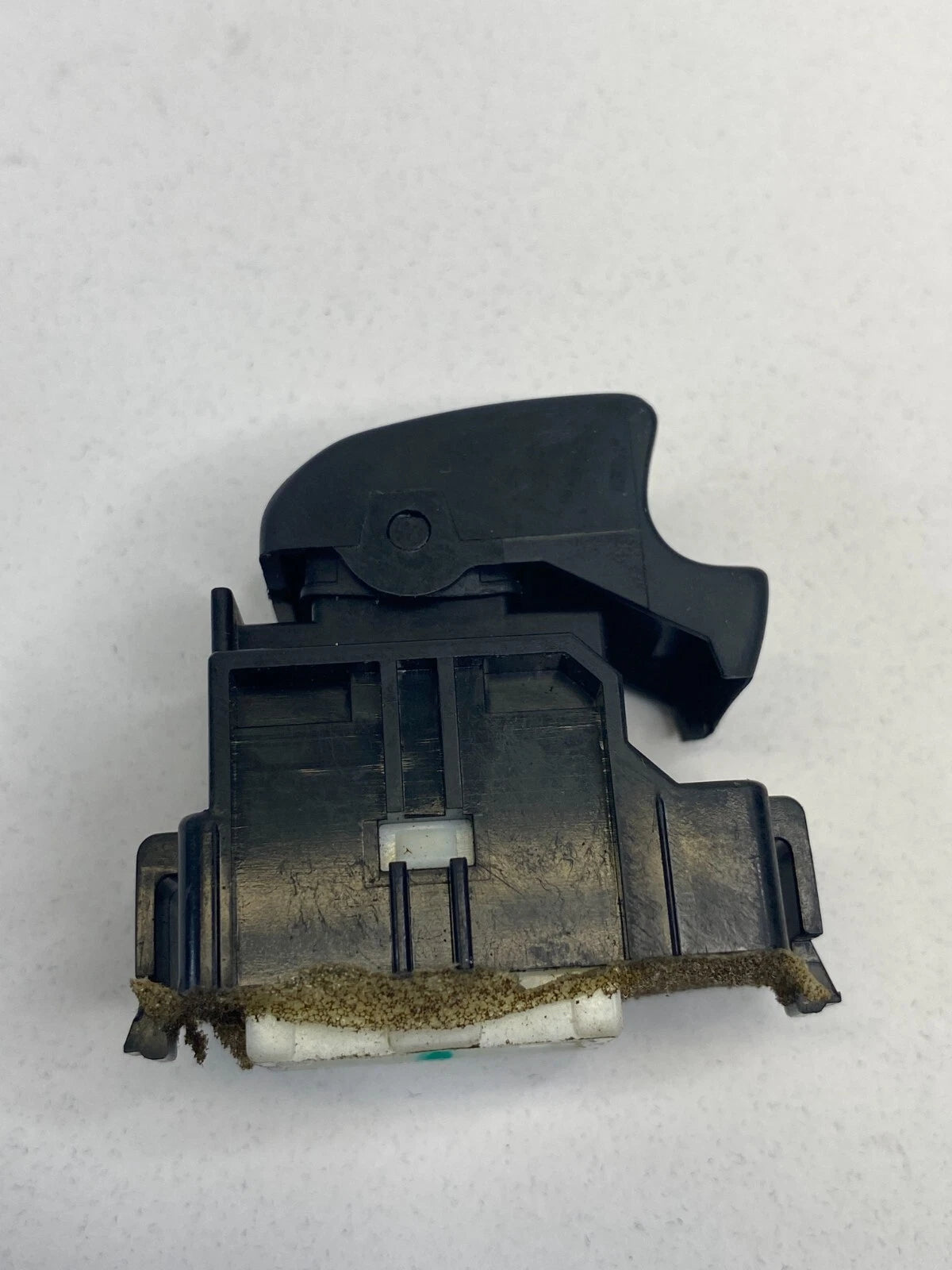 1992-1996 TOYOTA CAMRY FRONT RIGHT PASSENGER SIDE DOOR WINDOW CONTROL SWITCH OEM