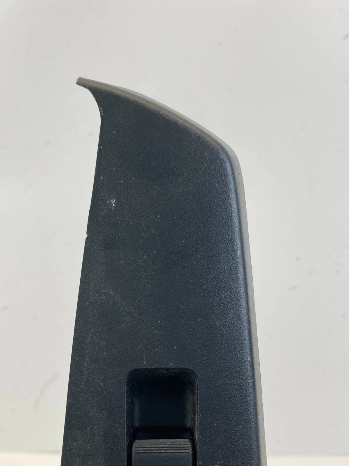 10-13 MAZDA 3 MAZDA3 REAR LEFT DOOR WINDOW CONTROL SWITCH W/ BEZEL BBM4-68-5L6