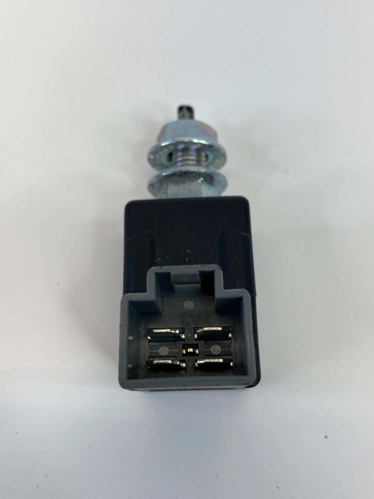 1999-2014 HYUNDAI SONATA BRAKE PEDAL STOP LIGHT LAMP CONTROL SWITCH OEM