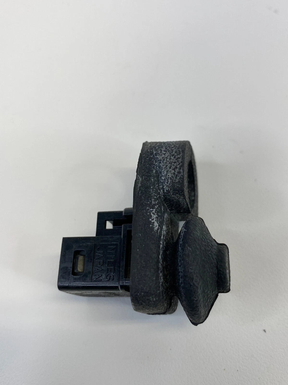 2003-2008 INFINITI G35 SEDAN FRONT LEFT DOOR AJAR JAMB LIGHT LAMP SWITCH BUTTON