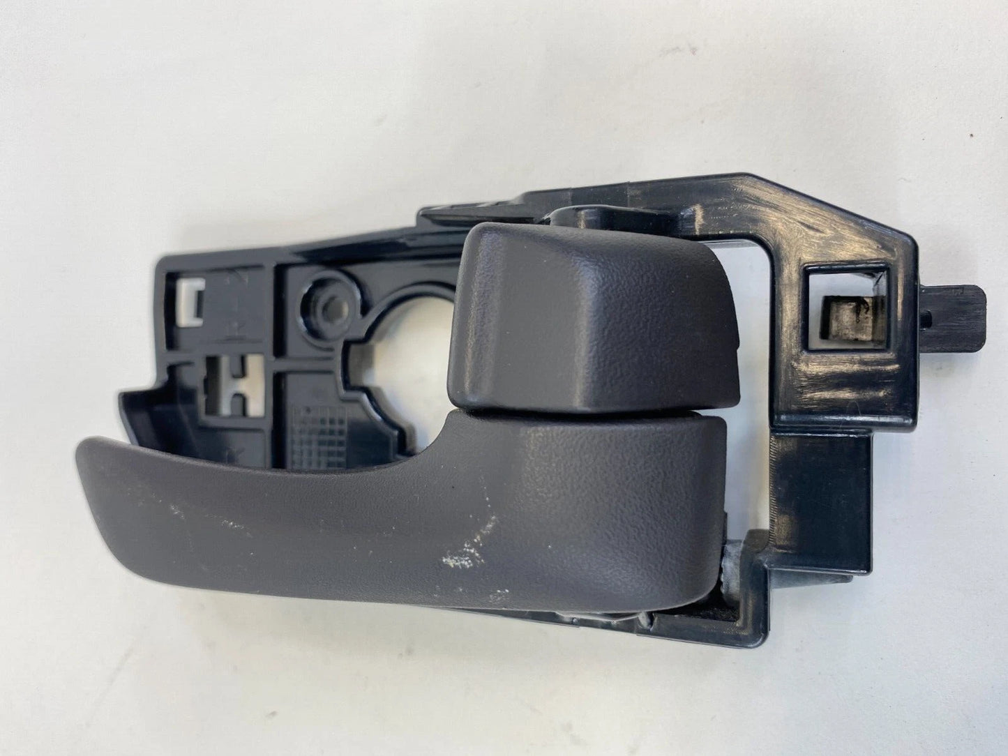 2009 2010 HYUNDAI SONATA REAR RIGHT SIDE INNER INSIDE DOOR HANDLE ASSEMBLY OEM