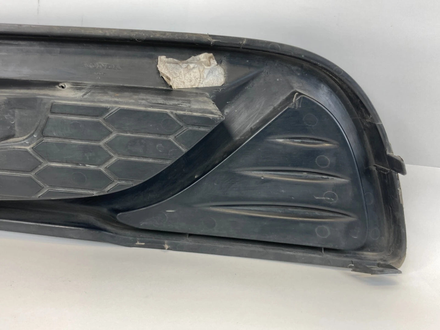 2013-2015 HONDA CIVIC SEDAN FRONT BUMPER RIGHT SIDE FOG LAMP COVER 71106-TR3-A6