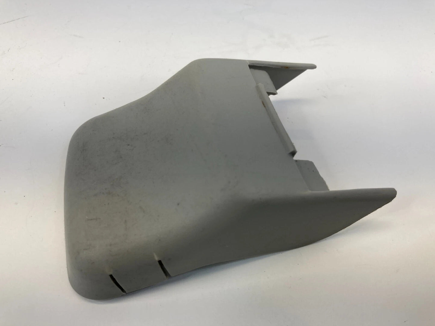 06-08 LEXUS RX400H FRONT RIGHT SEAT TRACK INNER COVER TRIM CAP 72123-48040 OEM