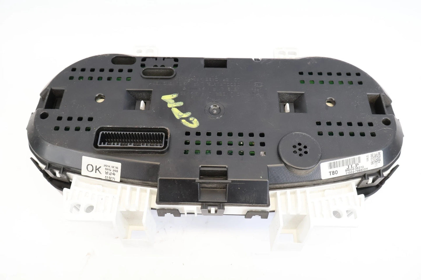 14-16 HYUNDAI 1.8L AT SPEEDOMETER INSTRUMENT CLUSTER GAUGE 213K MILES 940043X210