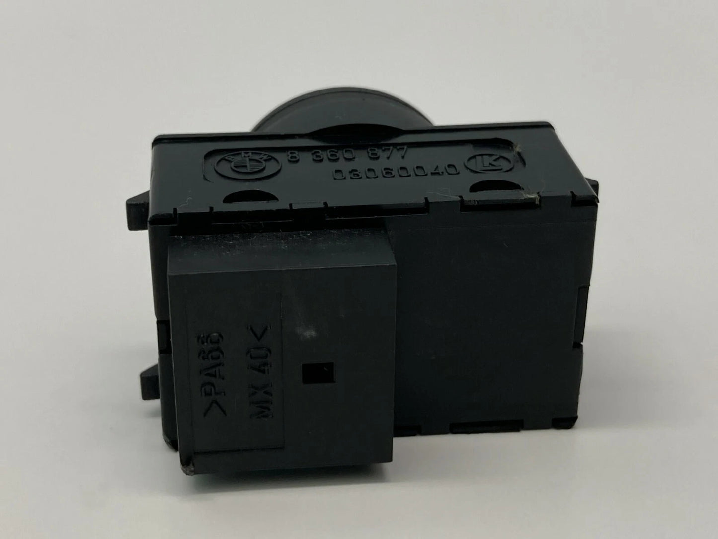 2000-2013 BMW X5 FRONT RIGHT LUMBAR SUPPORT SEAT SWITCH CONTROL BUTTON 8360877