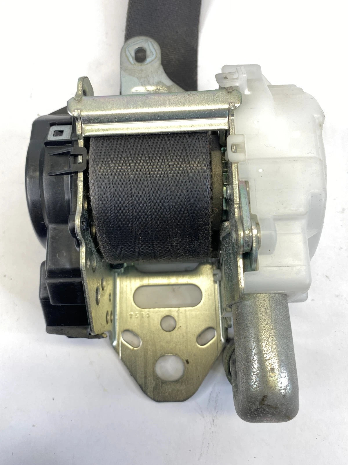2007-2011 LEXUS GS350 FRONT LEFT DRIVER SEAT BELT RETRACTOR ASSEMBLY OEM