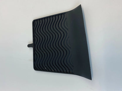 04-11 SAAB 9-3 93 SEDAN DASH CONSOLE ASH TRAY MAT RUBBER INSERT LINER 12802541