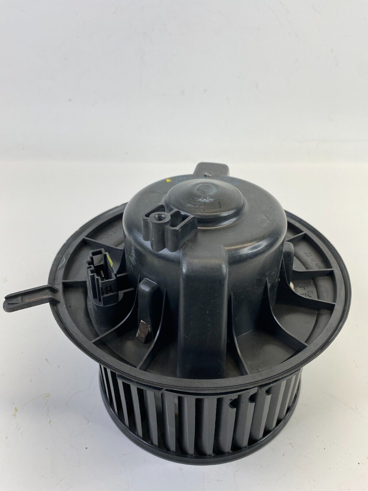 2009-2017 Volkswagen CC Tiguan A/C Heater Blower Motor Assembly 1K1819015C OEM