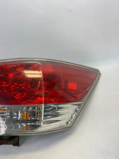 2008-2012 HONDA ACCORD SEDAN RIGHT PASSENGER TAIL LIGHT TAILLIGHT TAIL LAMP