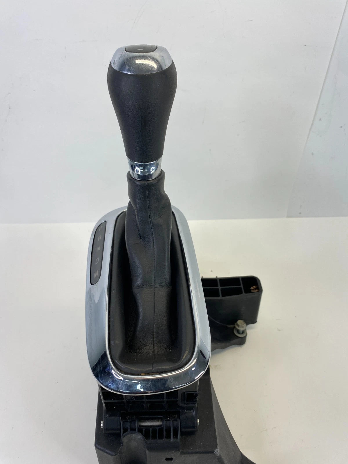 2014-2016 CHEVROLET MALIBU AUTOMATIC FLOOR GEAR SHIFTER SELECTOR ASSEMBLY OEM