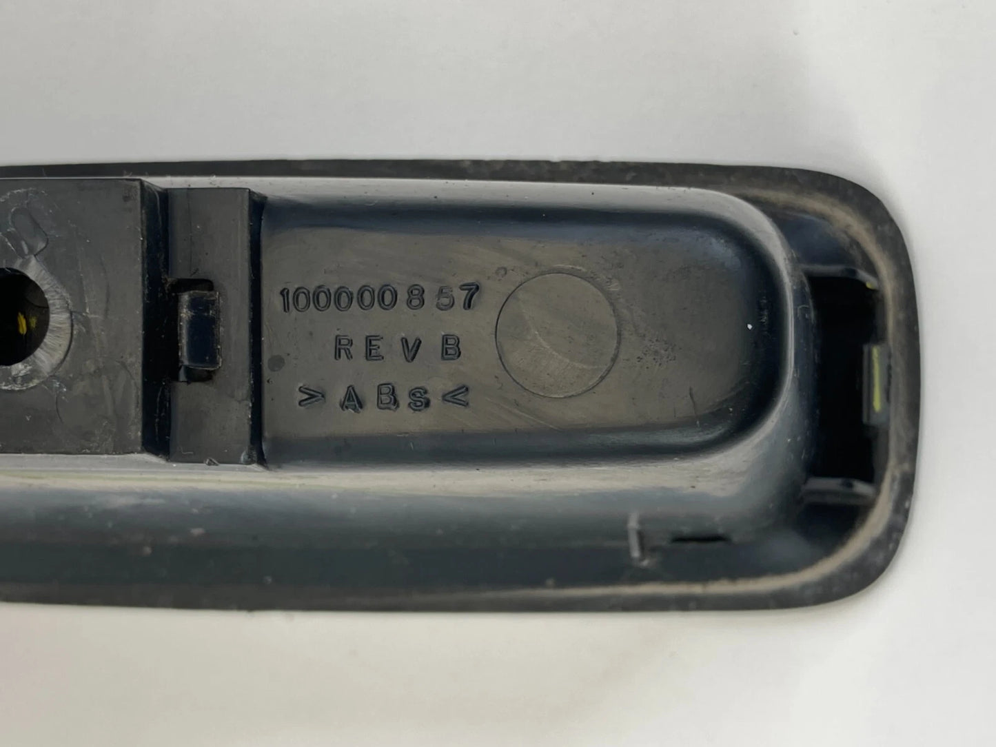 2009 2010 2011 DODGE JOURNEY REAR LEFT SIDE DOOR PULL POCKET STORAGE 100000857