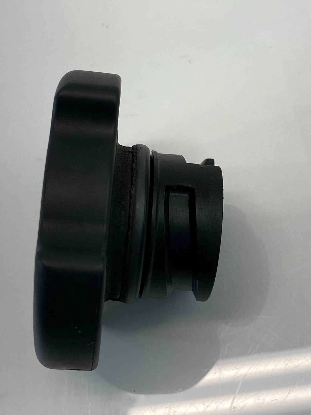 2008 2009 2010 2011 2012 FORD ESCAPE 3.0L ENGINE OIL FILLER CAP COVER LID OEM