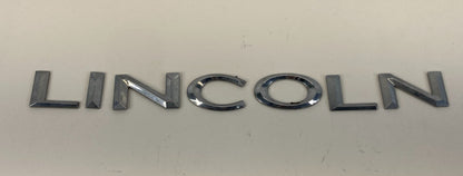 2003-2006 Lincoln Navigator Rear Trunk Lid Nameplate Lincoln Emblem Logo Badge