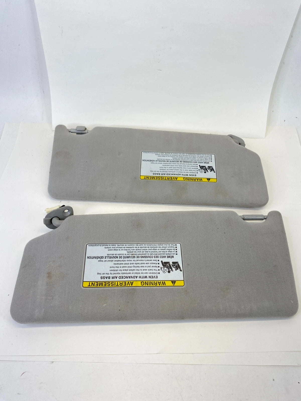 2006 TOYOTA AVALON ROOF LEFT & RIGHT SUNVISOR SUN VISOR SHADE PAIR SET OEM