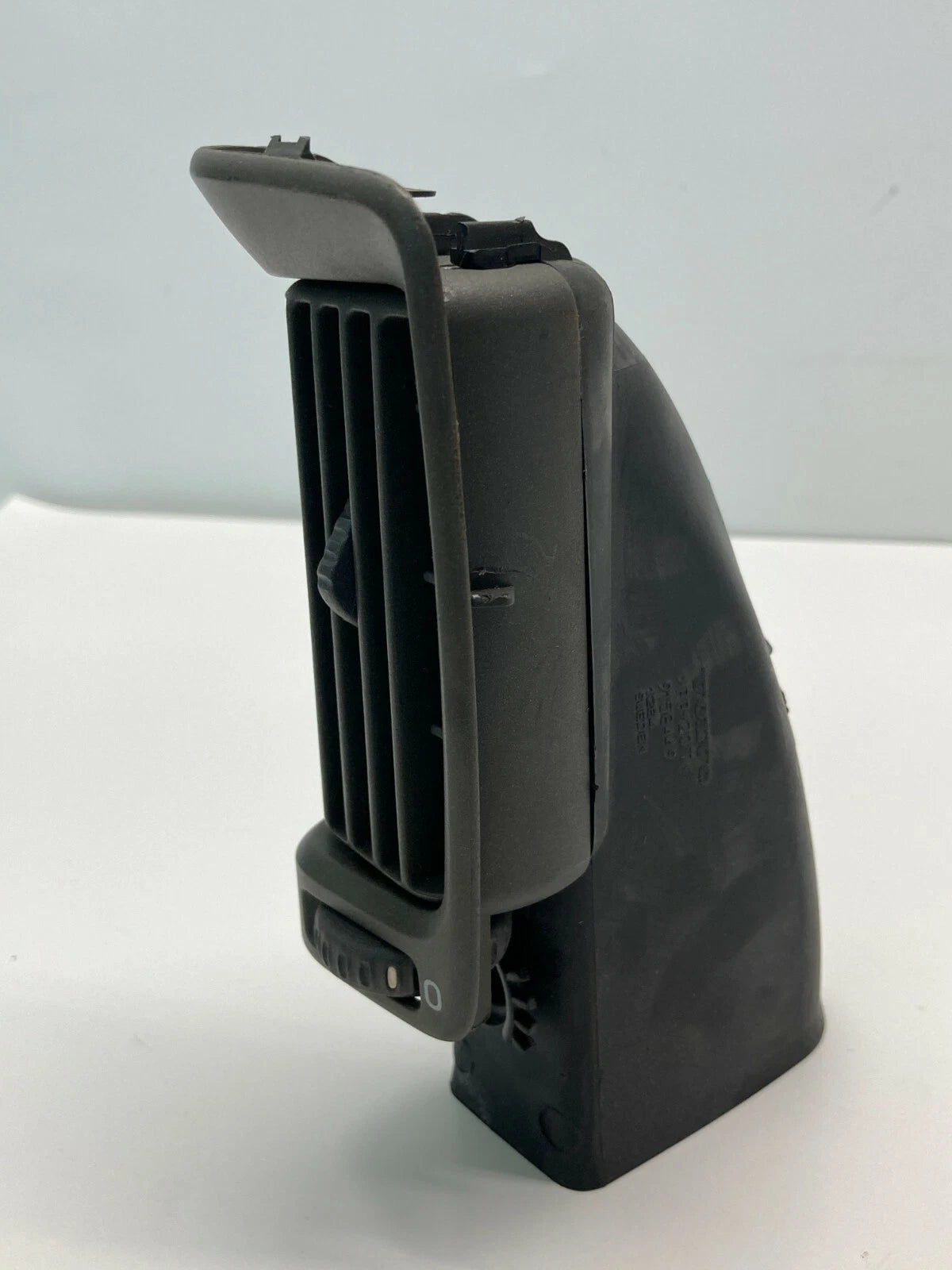 01-03 VOLVO S60 99-03 S80 PASSENGER B PILLAR A/C HEATER AIR VENT NOZZLE DUCT RH