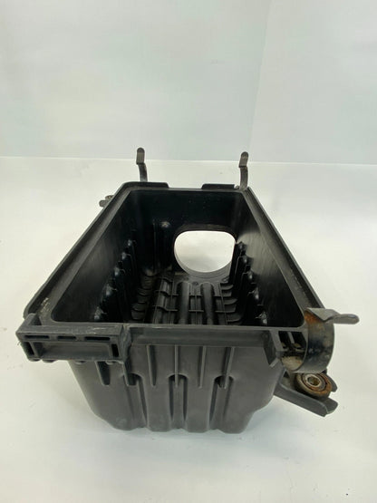 2007-2009 HYUNDAI SANTA FE 3.3L V6 AIR INTAKE CLEANER BOX HOUSING LOWER COVER