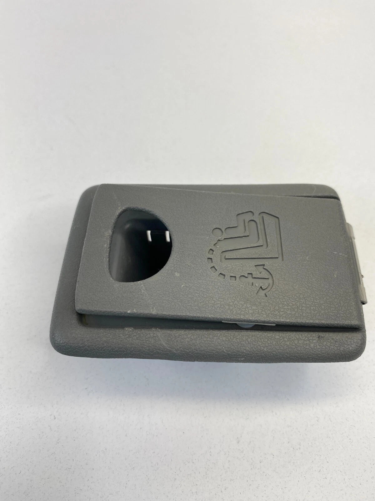 2010-2016 CADILLAC SRX CHILD RESTRAINT ANCHOR COVER TRIM OEM FACTORY 729960E010