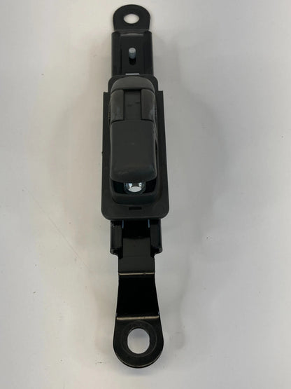 2004-2009 CHEVROLET COLORADO FRONT LEFT SEAT BELT HEIGHT ADJUSTER OEM S41050052S