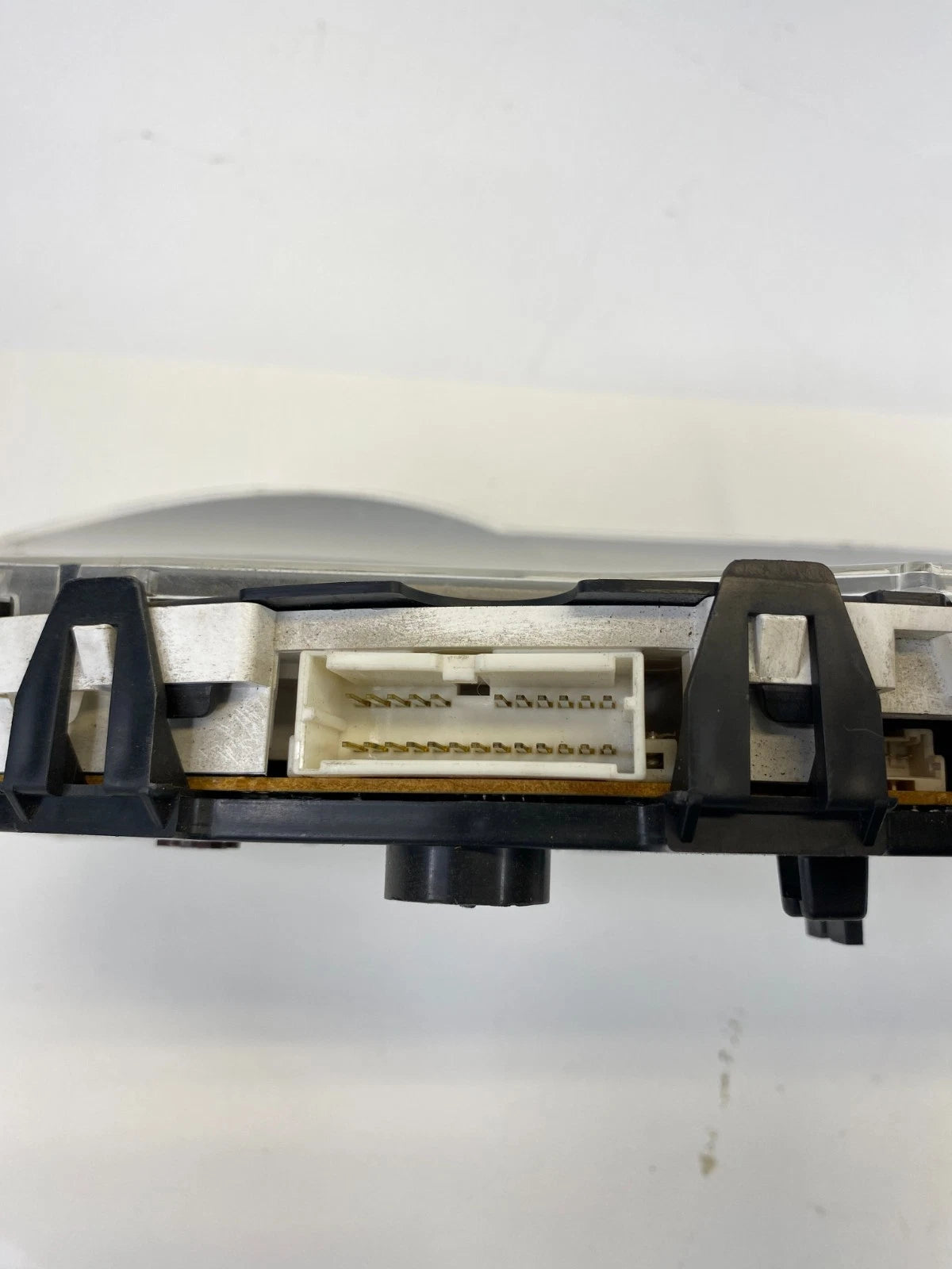 03 04 Nissan Xterra Speedometer Instrument Cluster Gauges 196K Miles 24810-2Z903