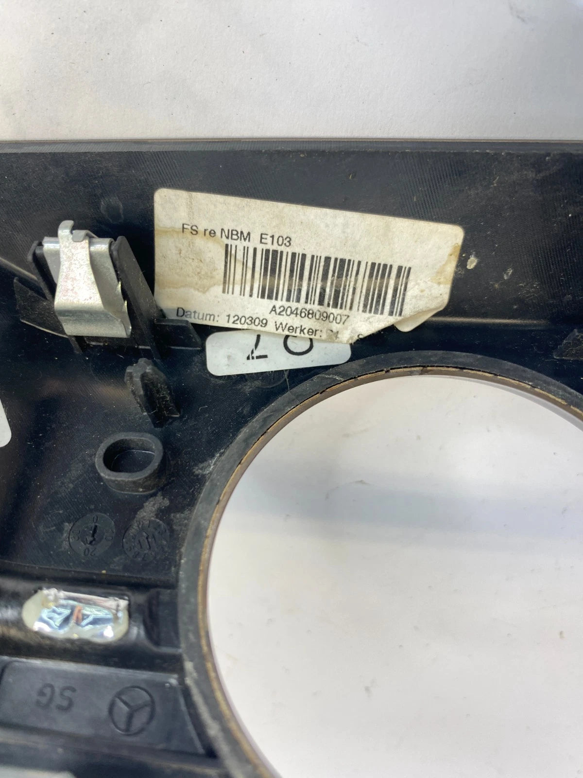 2010-2012 MERCEDES GLK350 DASH IGNITION SWITCH TRIM BEZEL WOOD OEM A2046809007