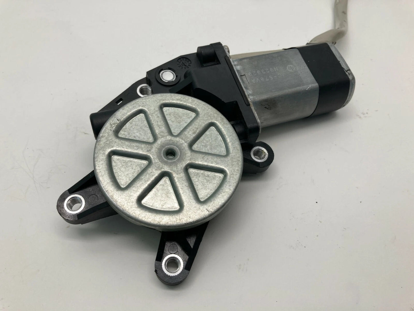 1999-2004 OLDSMOBILE ALERO 99-05 GRAND AM REAR LEFT SIDE POWER WINDOW MOTOR OEM