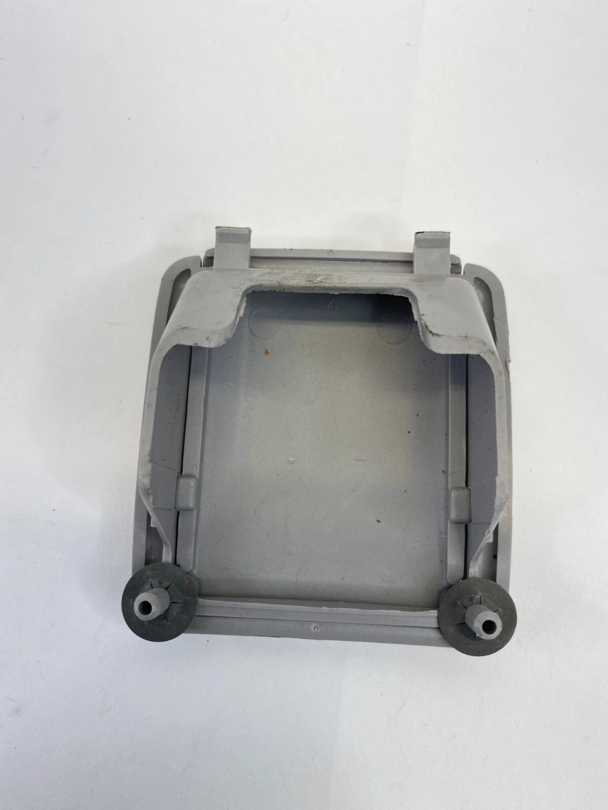 2003-2008 SUBARU FORESTER REAR SEAT ANCHOR CHILD COVER TOP TETHER CAP TRIM