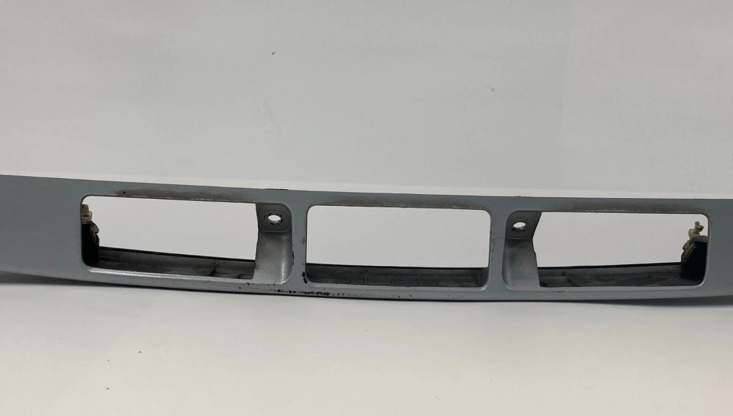 07-11 HYUNDAI ACCENT REAR TAILGATE LIFTGATE HATCH MOLDING TRIM COVER 87370-1E210
