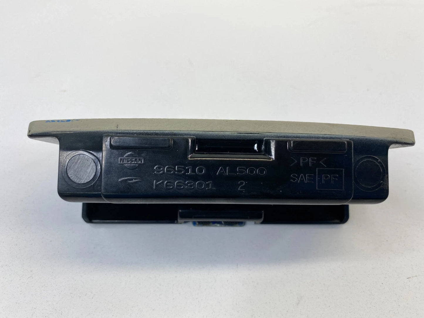 03 04 INFINITI G35 REAR CENTER CONSOLE ASHTRAY STORAGE COMPARTMENT 96510-AL500