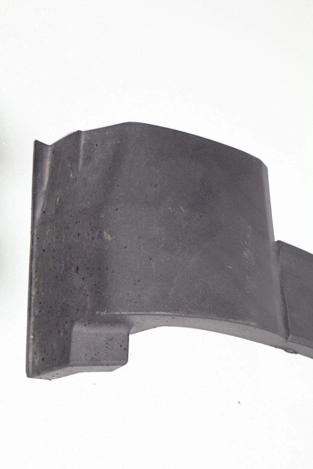 2020-2024 FORD EXPLORER FRONT RIGHT FENDER FLARE ARCH COVER MOLDING LB5B-16A074