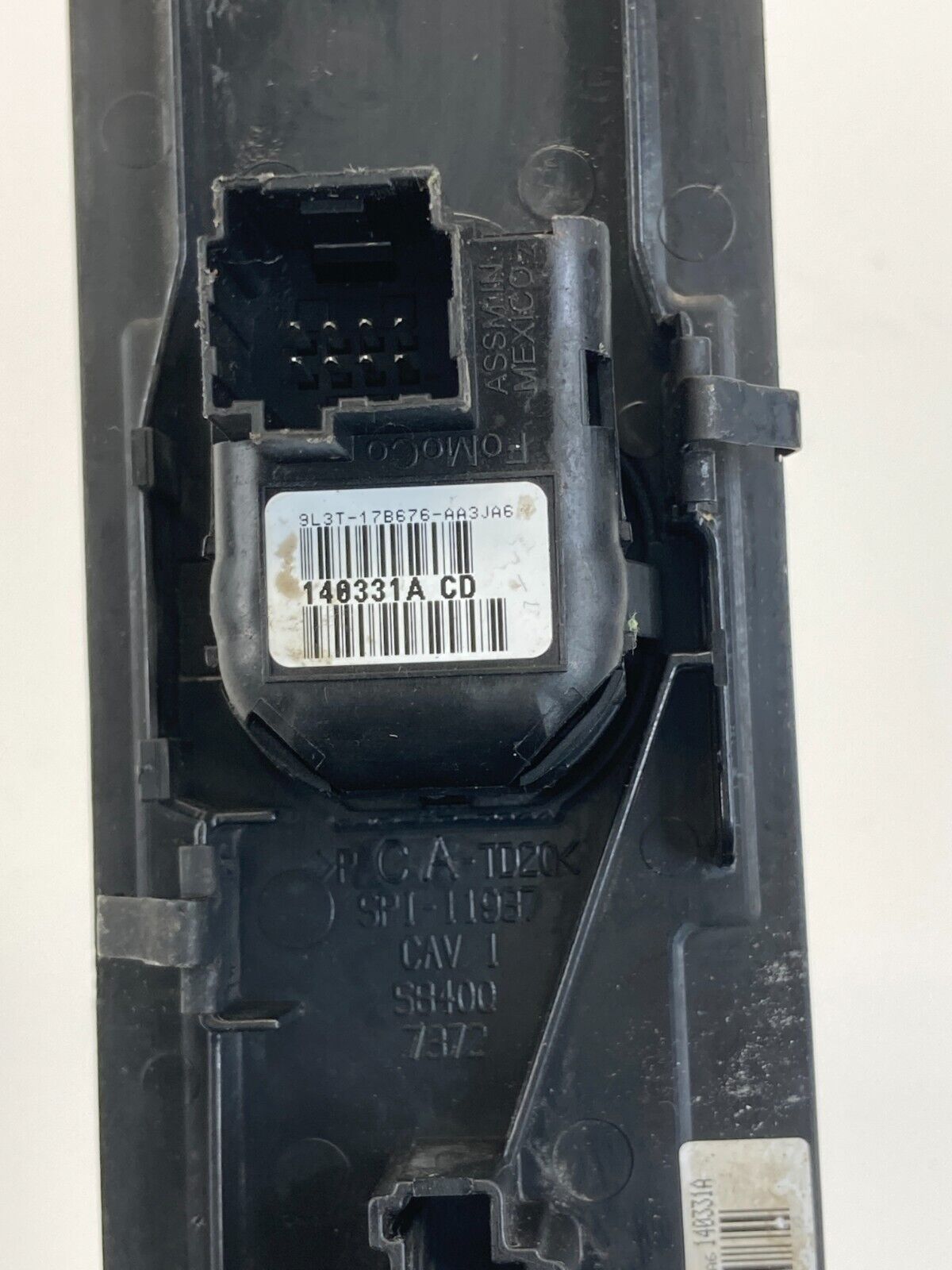 2008-2016 Ford F-250 Super Duty Front Left Door Power Mirror Control Switch OEM