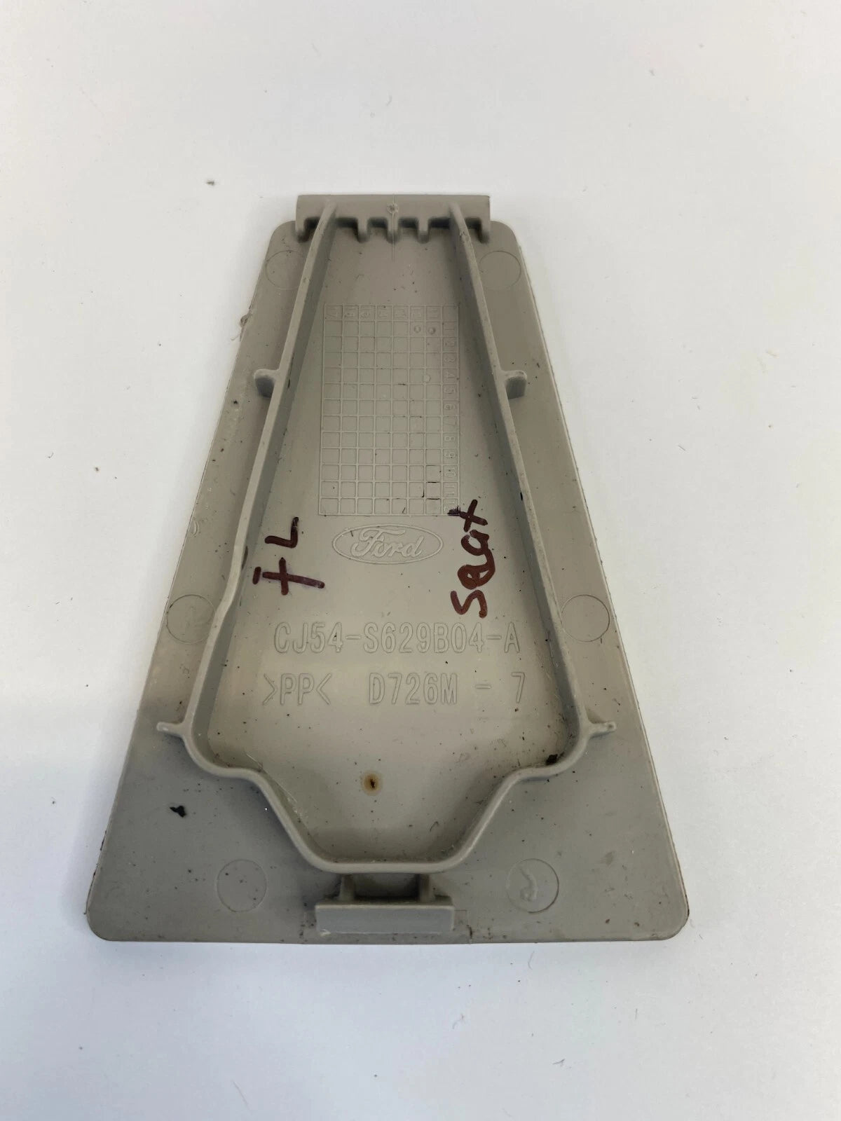 2013 2014 FORD ESCAPE FRONT LEFT SEAT TRACK COVER INSERT TRIM PANEL CJ54S629B04A
