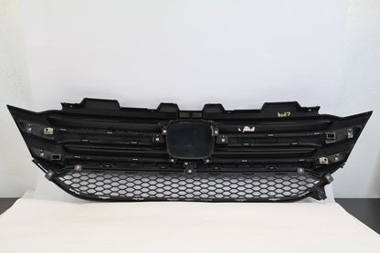 2016-2018 HONDA PILOT FRONT BUMPER UPPER GRILLE W/ EMBLEM LOGO 71121-TG7-A0 OEM