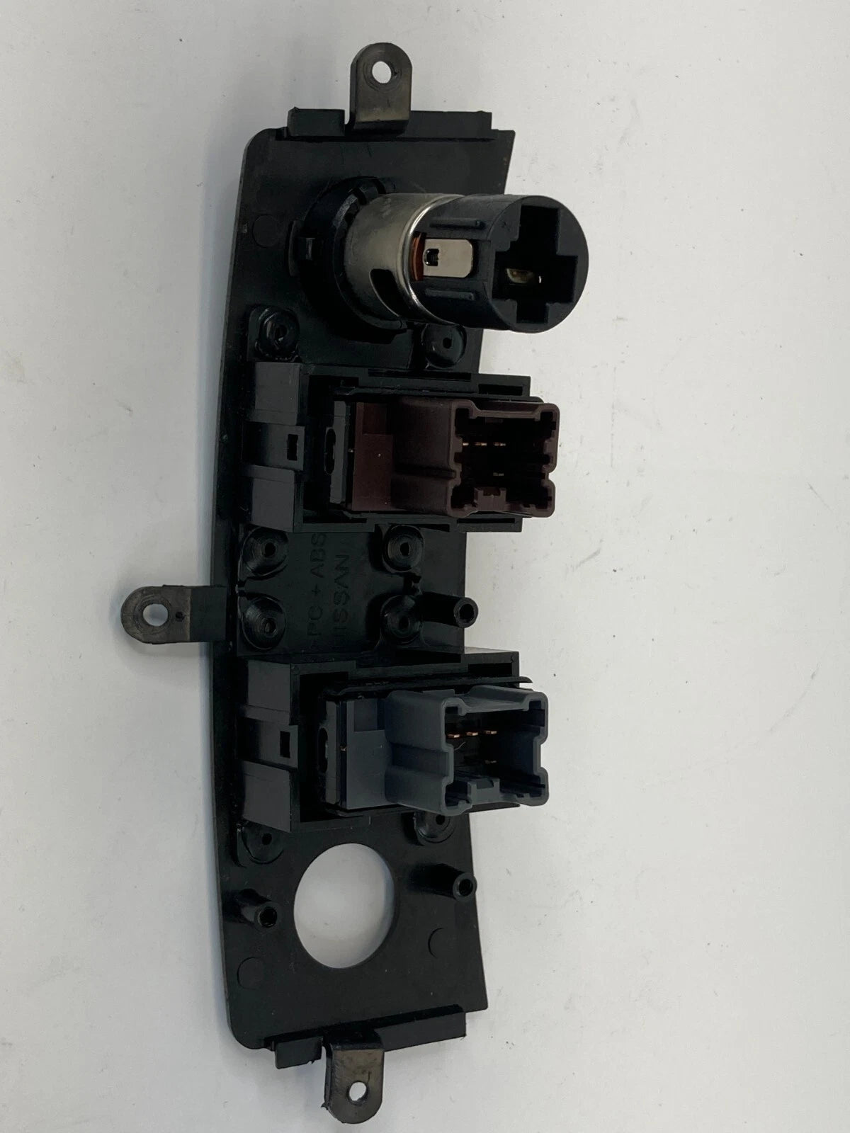 05 06 NISSAN ALTIMA FRONT CENTER CONSOLE LEFT & RIGHT SEAT HEATER SWITCH PANEL