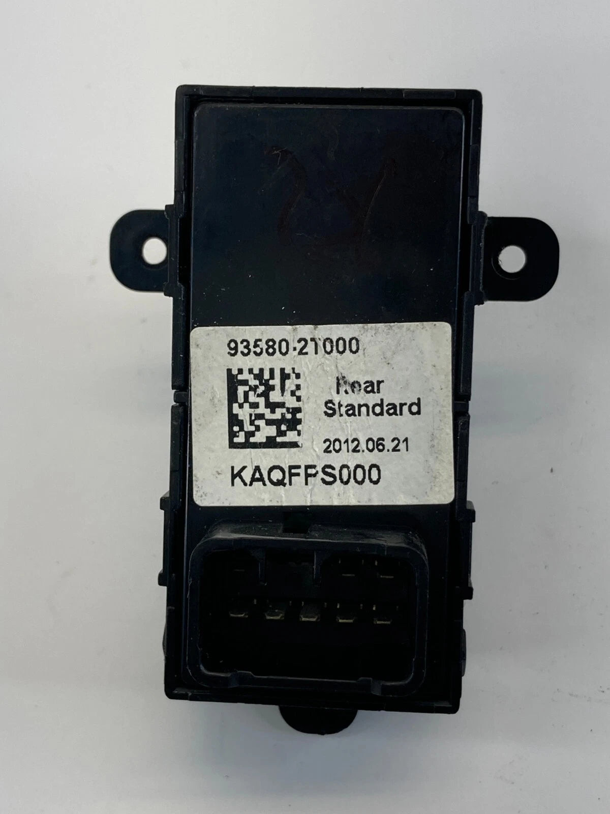 2011 2012 2013 KIA OPTIMA REAR LEFT DOOR WINDOW CONTROL SWITCH 93580-2T000 OEM