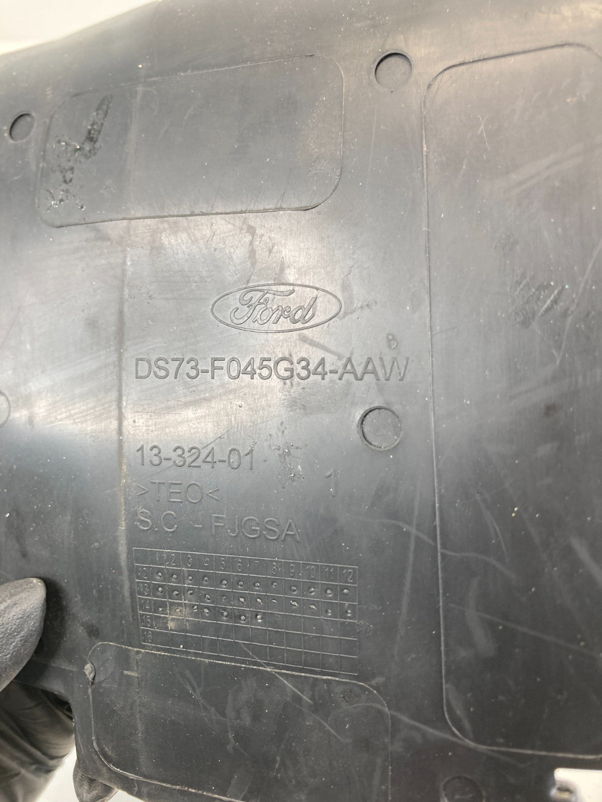 2013-2016 Ford Fusion Front Center Console Rubber Liner Mat DS73-F045G34-AAW