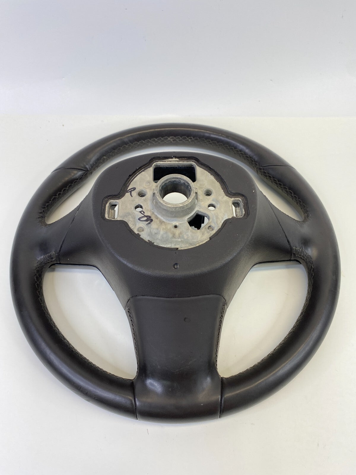 11 12 13 14 15 16 17 Volkswagen Touareg Steering Wheel w/ Switches 7P6-419-091