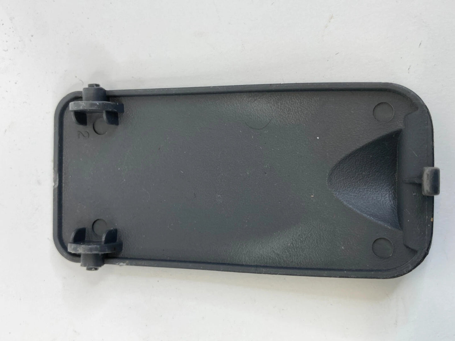 06 07 08 09 10 11 KIA RIO SEDAN REAR CHILD ANCHOR CAP LID COVER TRIM BEZEL OEM