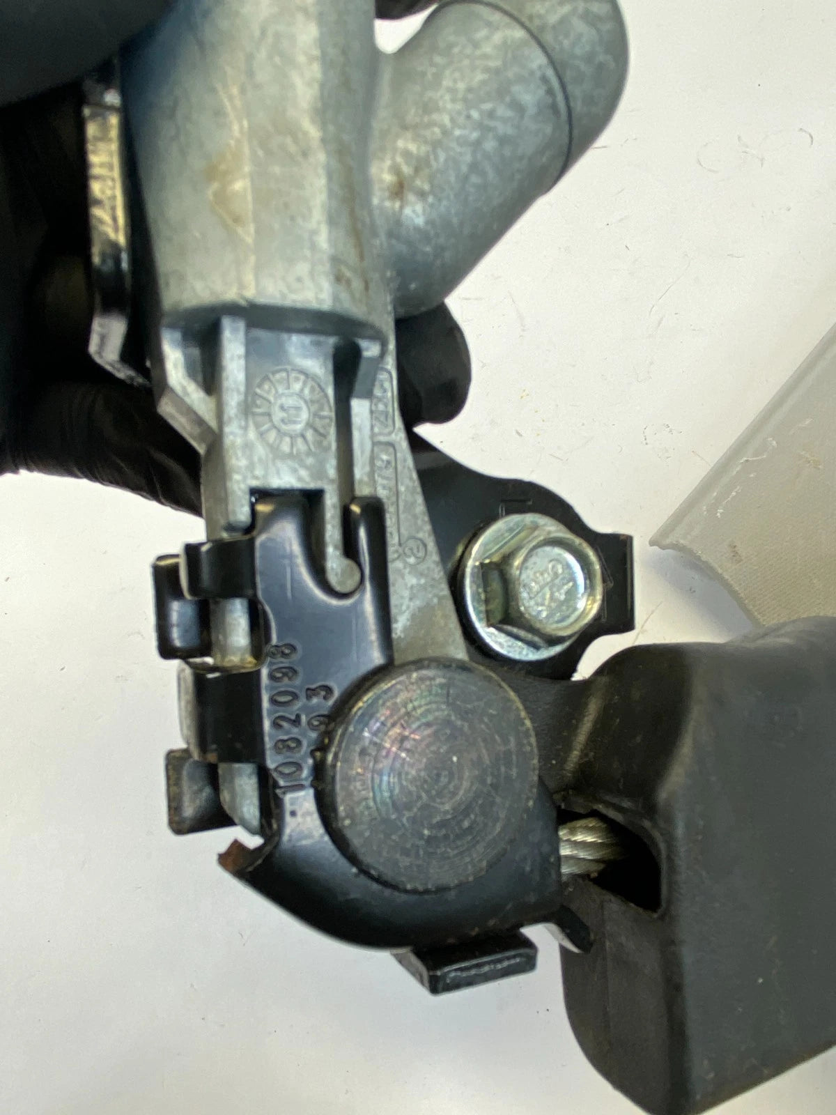 2011 2012 2013 HYUNDAI ELANTRA SEDAN FRONT LEFT DRIVER SEAT BELT RETRACTOR