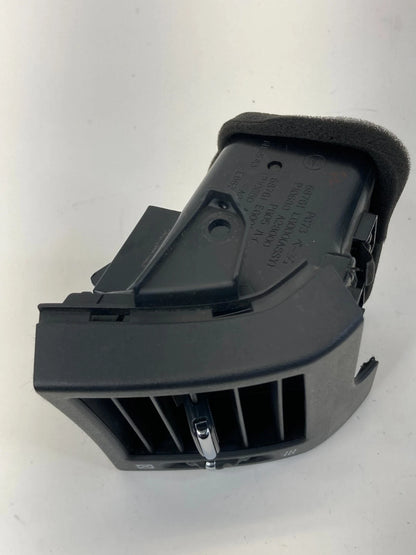 06-10 INFINITI M35 M45 FRONT LEFT SIDE DASH AC AIR VENT GRILLE OUTLET 68761EG000
