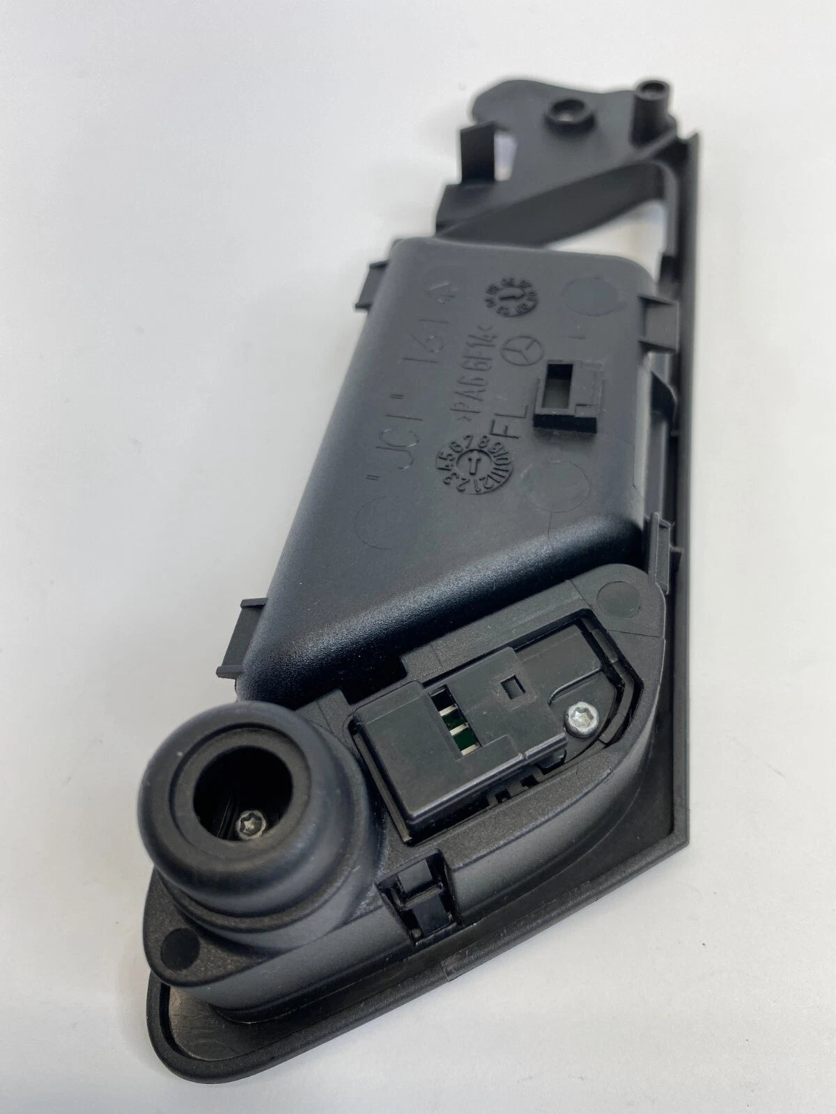 06-11 MERCEDES-BENZ ML350 FRONT LEFT INTERIOR DOOR HANDLE COVER BEZL LOCK SWITCH
