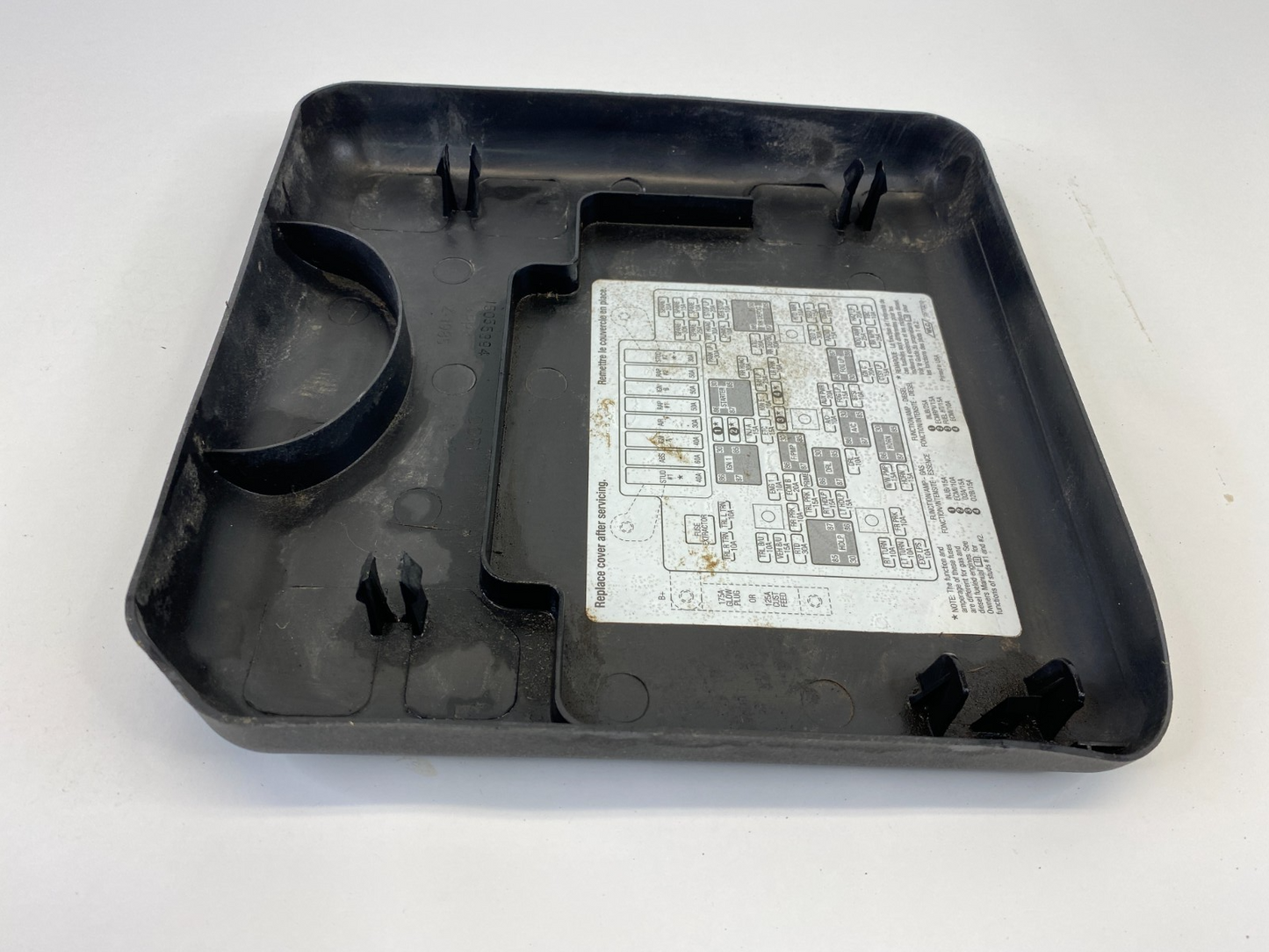 2000 GMC Yukon 5.3L 16V A/T Engine Fuse Relay Box Cover Cap Lid 15770210 OEM