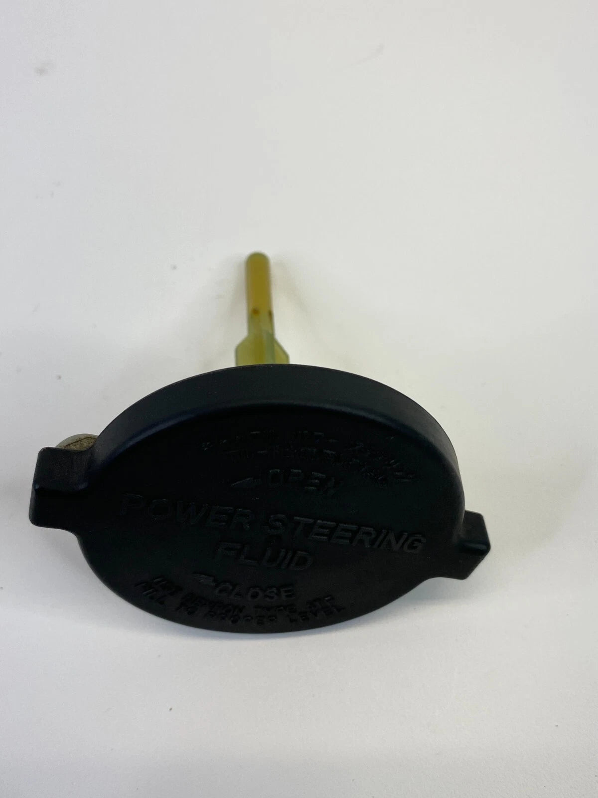 2004-2008 TOYOTA SOLARA POWER STEERING FLUID RESERVOIR TANK CAP LID COVER OEM