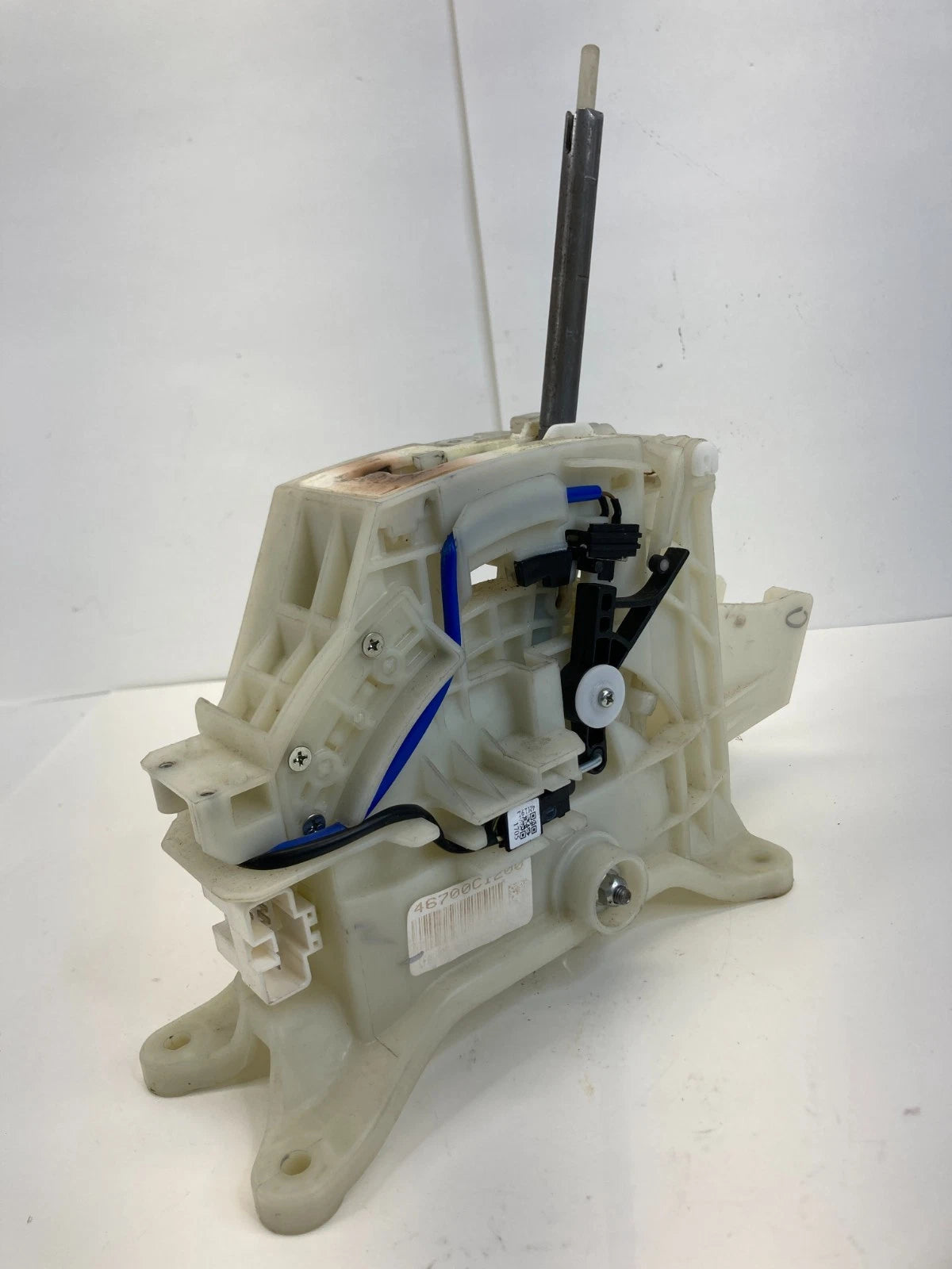 15-17 HYUNDAI SONATA 2.4L AUTO TRANS GEAR SHIFT SHIFTER SELECTOR 46700-C1200 OEM