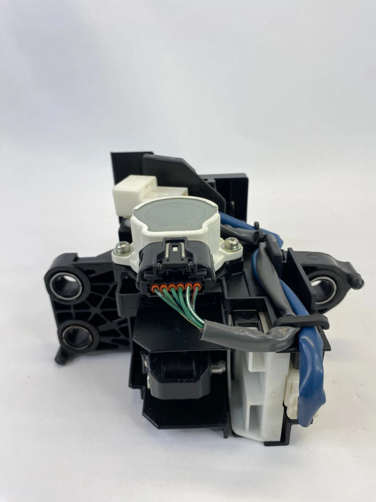 2010-2015 TOYOTA PRIUS AUTO TRANS GEAR SHIFTER LEVER SELECTOR ASSY 75C583 OEM
