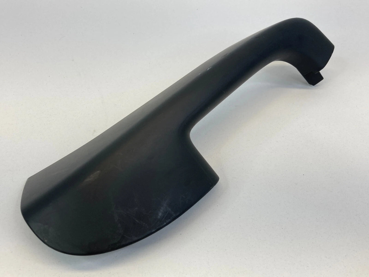 2010-2014 VW VOLKSWAGEN JETTA REAR LEFT DOOR PANEL PULL HANDLE TRIM 1K4-868-055B