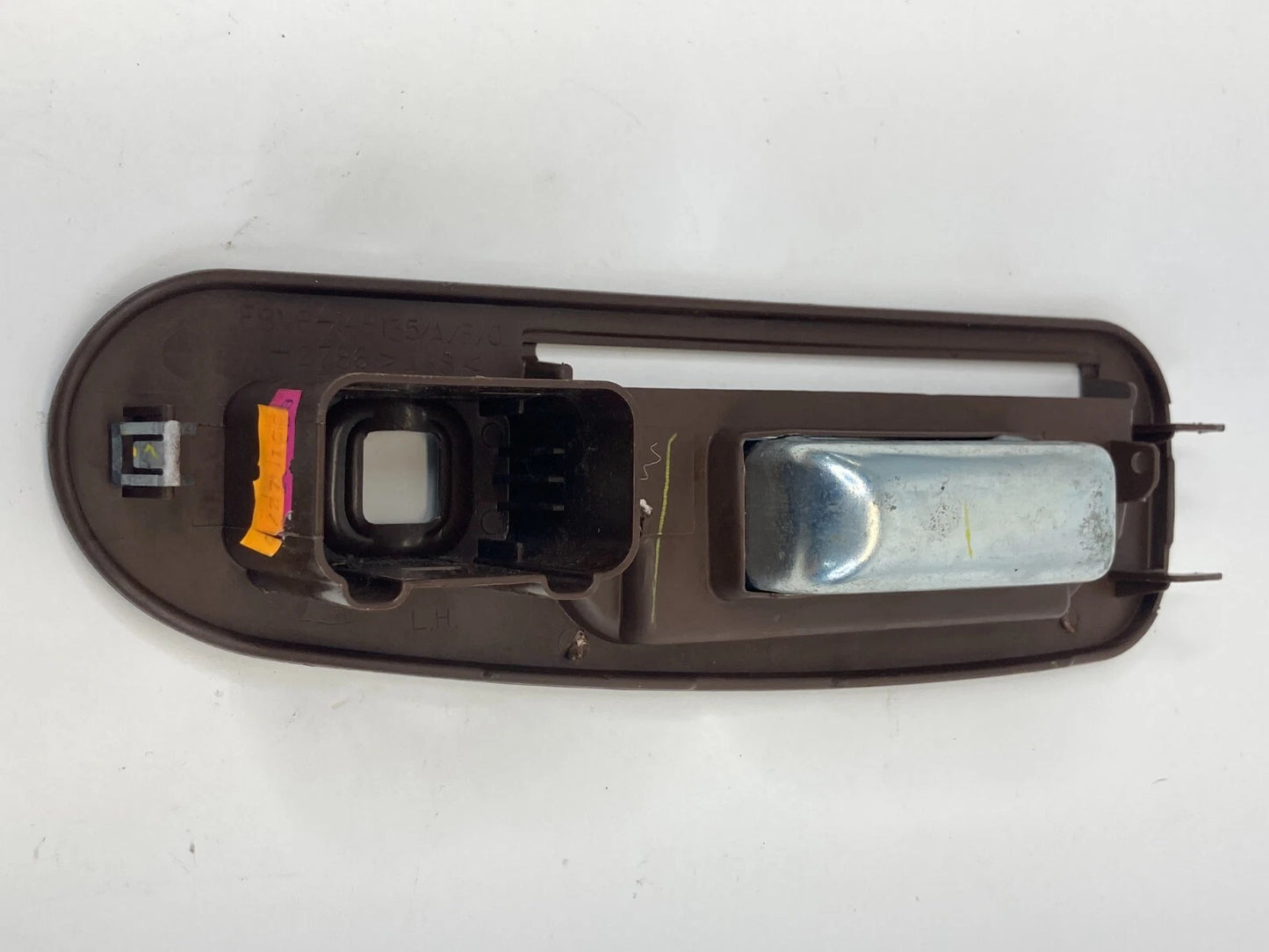 1998-2002 LINCOLN TOWN CAR REAR LEFT DRIVER SIDE WINDOW SWITCH BEZEL F8VB-14B135
